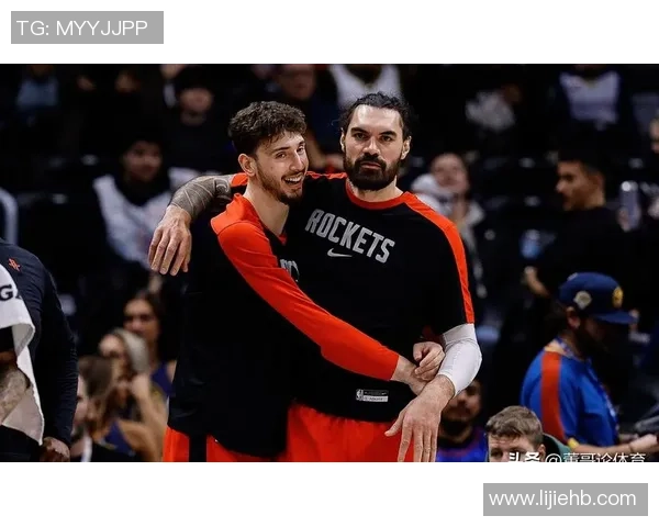 火箭与雷霆第四场激战回顾全场精彩瞬间与关键时刻解析