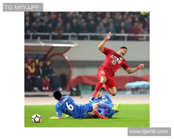 上海申花与上海上港足协杯激战正酣迅雷直播全程精彩回顾与分析